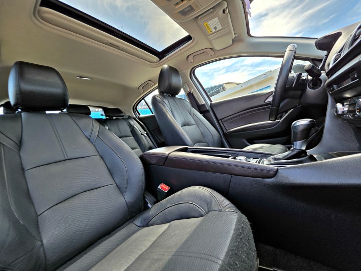 MAZDA 3 GRAND TOURING 2017