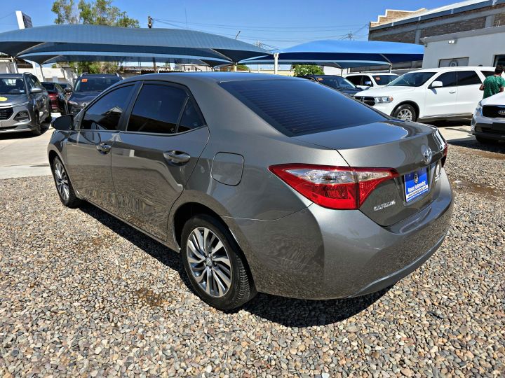 TOYOTA COROLLA LE 2018