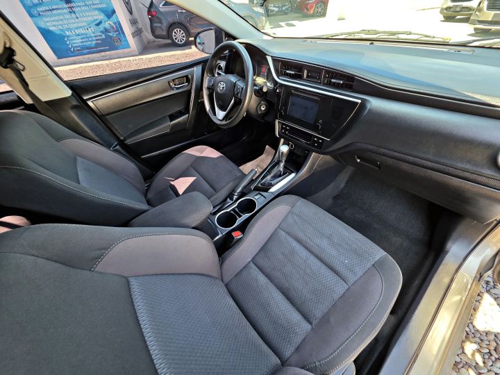 TOYOTA COROLLA LE 2018