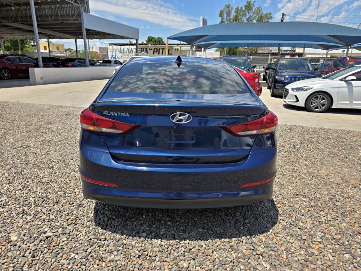 HYUNDAI ELANTRA SE 2017