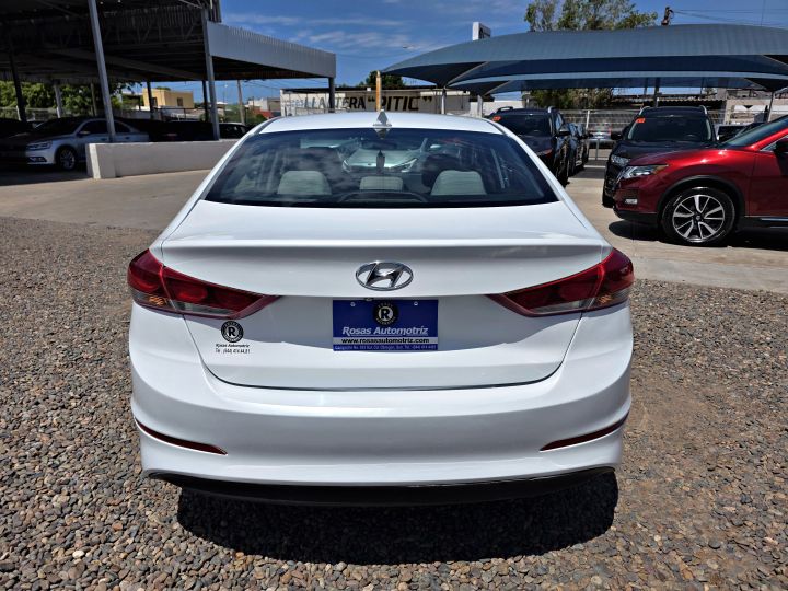 HYUNDAI ELANTRA SEL 2017