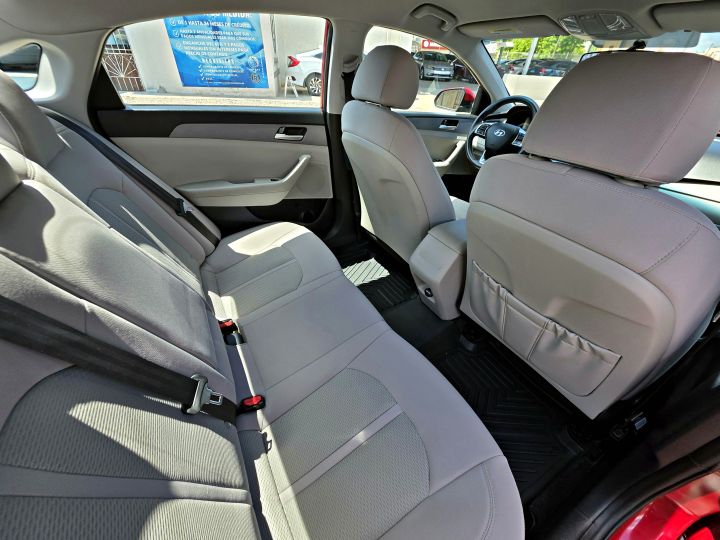 HYUNDAI SONATA SE 2018