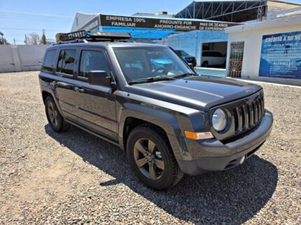 𝐉𝐞𝐞𝐩 𝐏𝐚𝐭𝐫𝐢𝐨𝐭 2017 | Rosas Automotriz