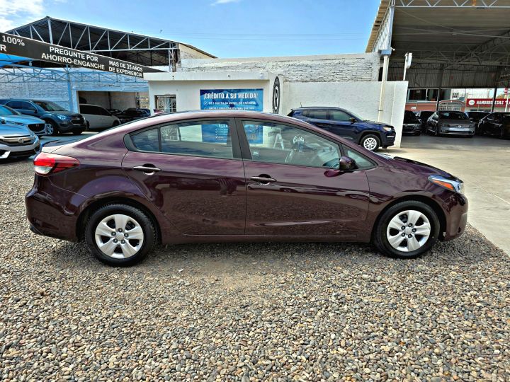 KIA FORTE LX 2017
