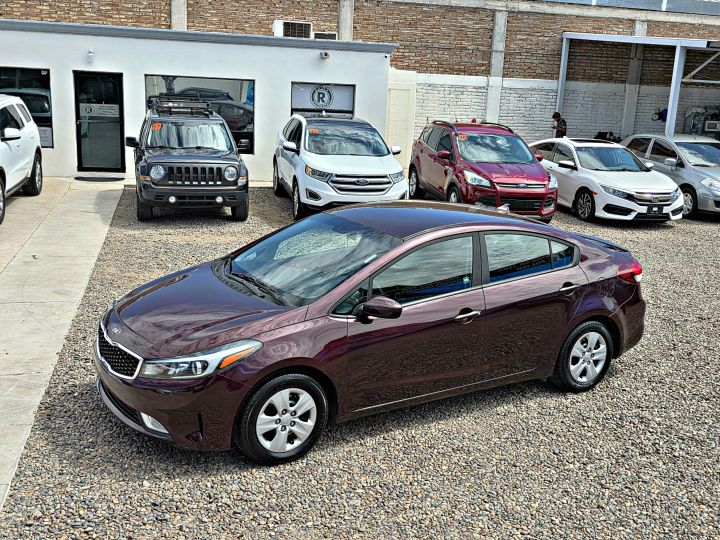 KIA FORTE LX 2017