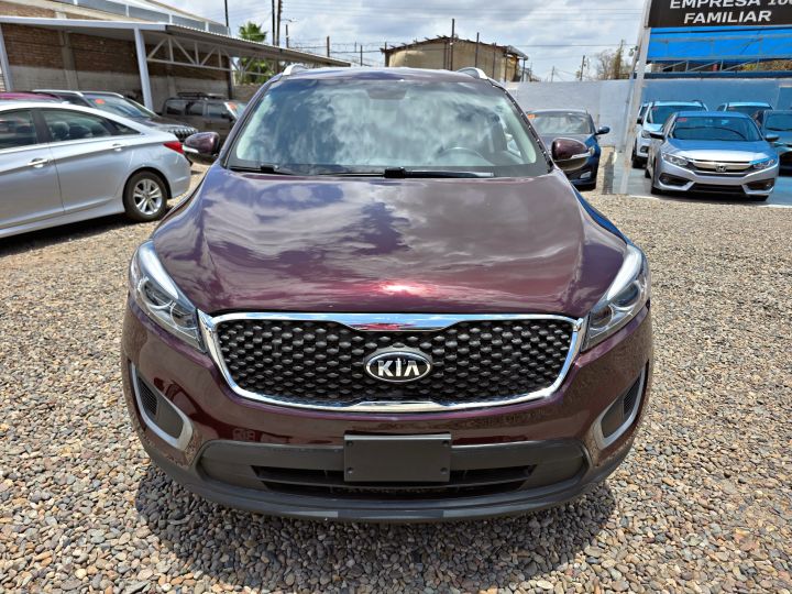 KIA SORENTO LX 2018