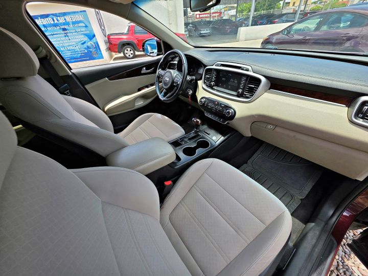 KIA SORENTO LX 2018