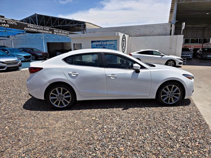 MAZDA 3 i TOURING 2018