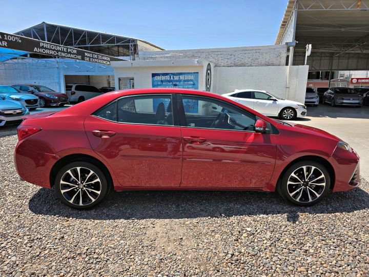 TOYOTA COROLLA SE 2017