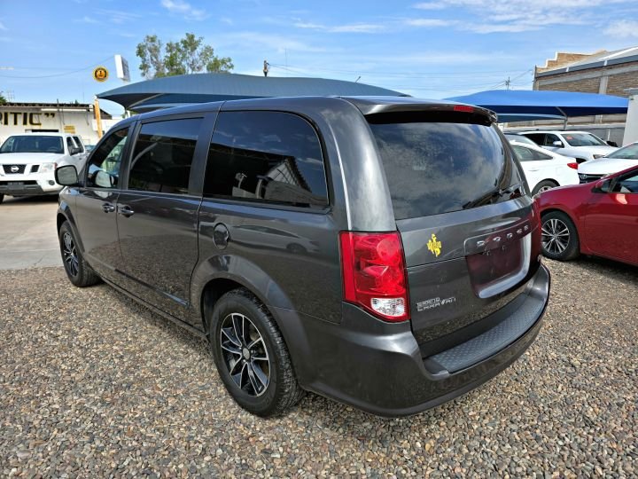 DODGE GRAND CARAVAN SXT 2018