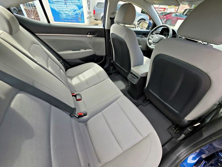 HYUNDAI ELANTRA SE 2018
