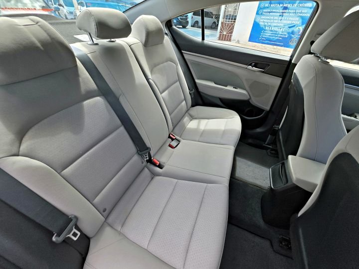 HYUNDAI ELANTRA SE 2018
