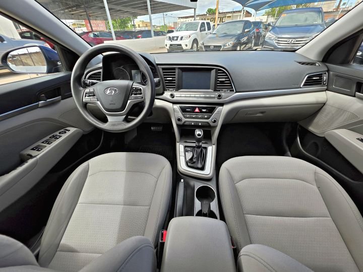 HYUNDAI ELANTRA SE 2018