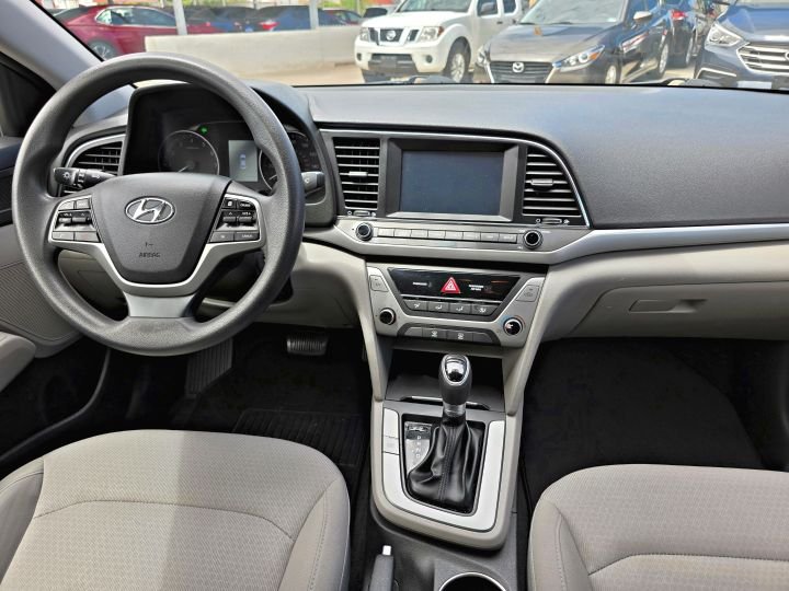 HYUNDAI ELANTRA SE 2018