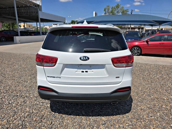 KIA SORENTO LX 2018