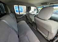 NISSAN FRONTIER SV 2018 GRIS