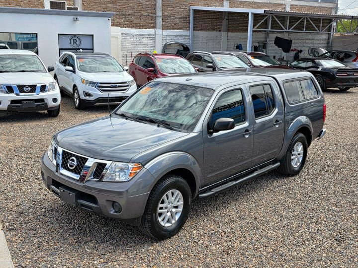 NISSAN FRONTIER SV 2018 GRIS