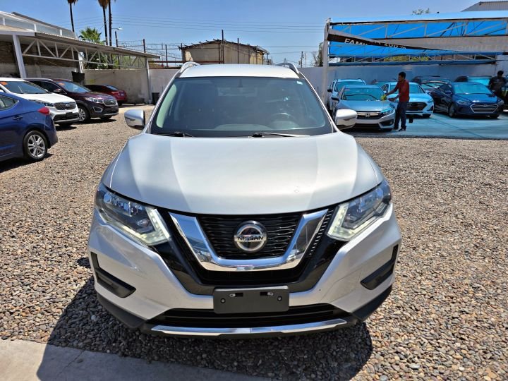 NISSAN ROGUE SV 2018 PLATA