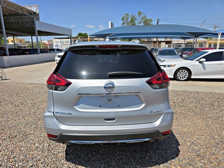NISSAN ROGUE SV 2018 PLATA