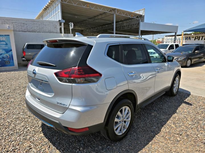 NISSAN ROGUE SV 2018 PLATA