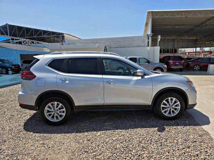 NISSAN ROGUE SV 2018 PLATA
