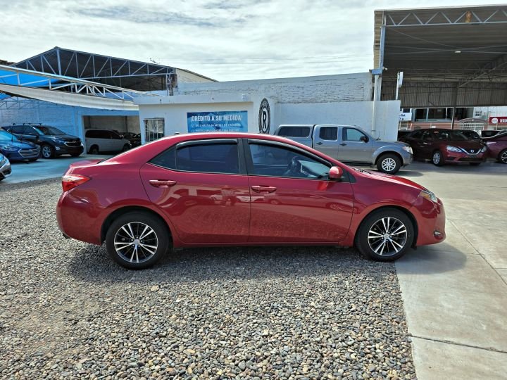 TOYOTA COROLLA LE 2018