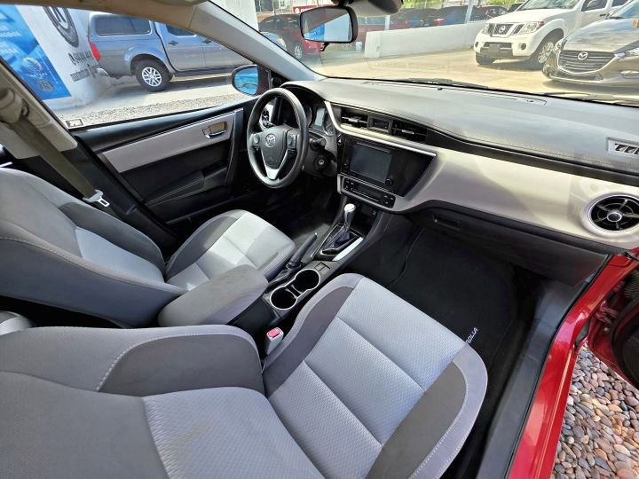TOYOTA COROLLA LE 2018