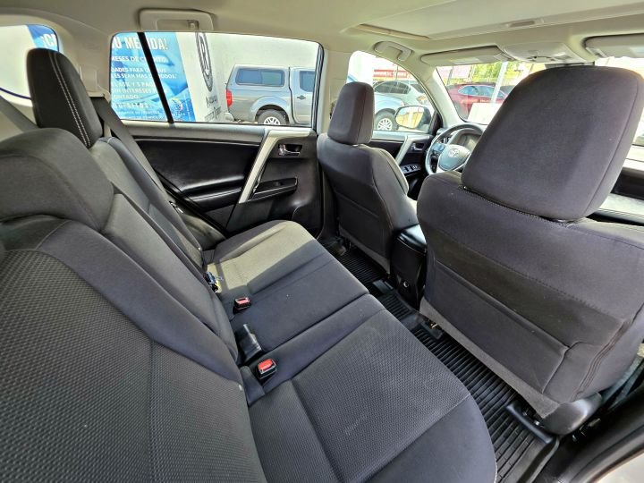 TOYOTA RAV4 XLE 2018