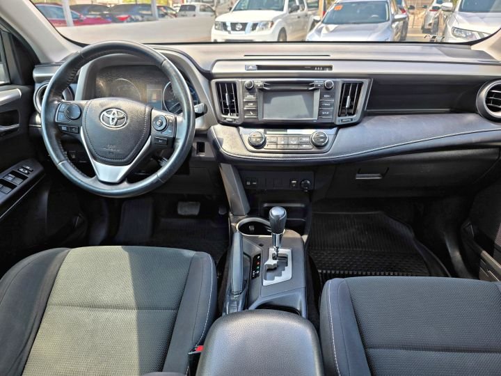 TOYOTA RAV4 XLE 2018