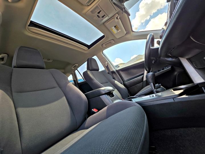 TOYOTA RAV4 XLE 2018