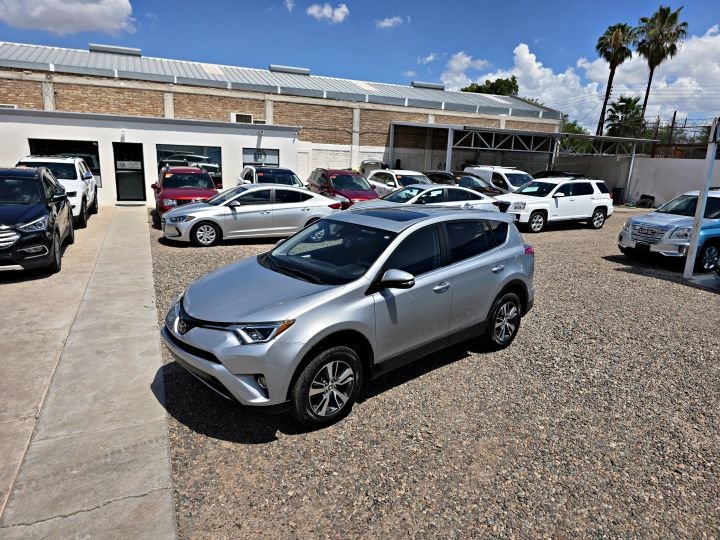 TOYOTA RAV4 XLE 2018