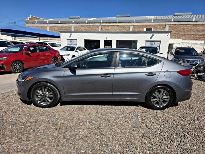 HYUNDAI ELANTRA SEL 2018 GRIS