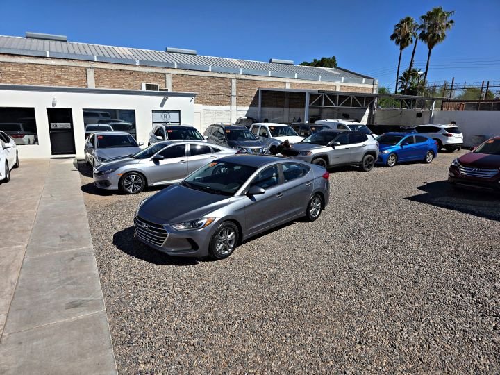 HYUNDAI ELANTRA SEL 2018 GRIS