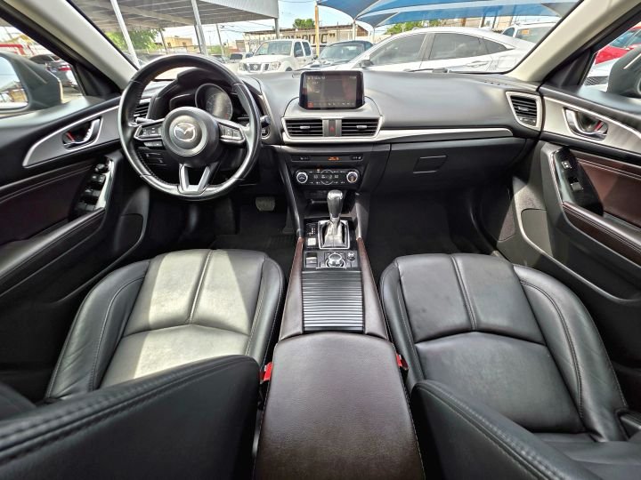 MAZDA 3 i TOURING HATCHBACK 2018