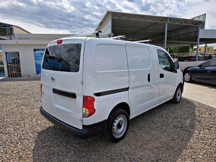 NISSAN NV200 SV 2017