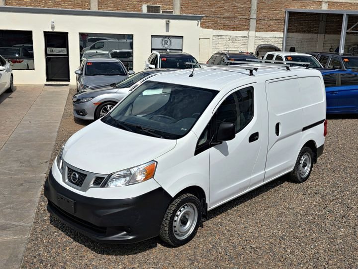NISSAN NV200 SV 2017