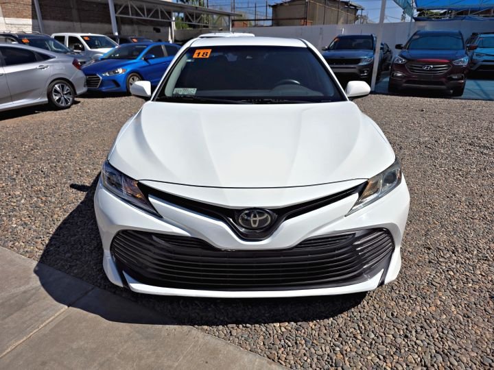 TOYOTA CAMRY LE 2018