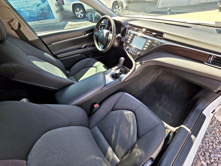 TOYOTA CAMRY LE 2018