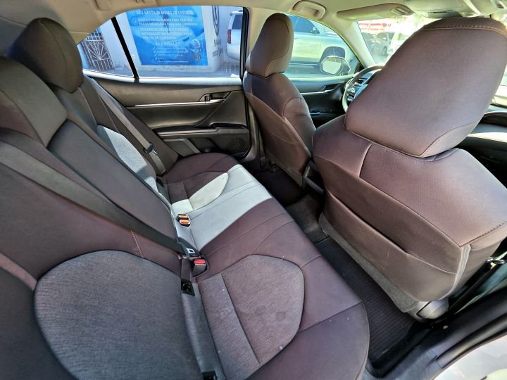 TOYOTA CAMRY LE 2018